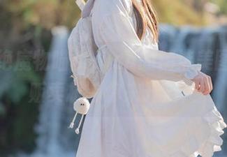谁能拒绝魔物喵nigisa的精选美图？少女贩卖机等你来开启！